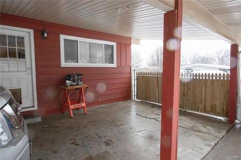 341 Saint Lawrence, Ballwin, MO 63021 photo 13