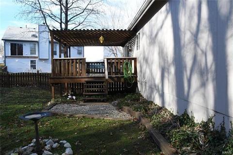 1506 Berry Leaf Ct, Ballwin, MO 63021 photo 10