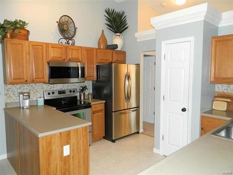 3335 Post View Dr, O'fallon, MO 63368 photo 10