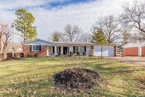 410 Nottingham Dr, Ballwin, MO 63011 photo 1