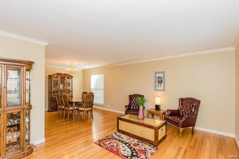 410 Nottingham Dr, Ballwin, MO 63011 photo 5