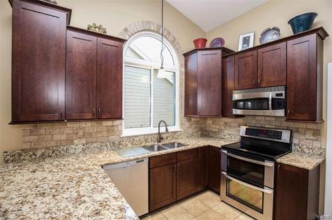 1236 Richland Meadows Dr, Ballwin, MO 63021 photo 9