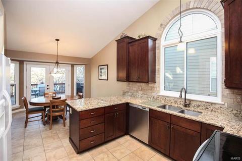 1236 Richland Meadows Dr, Ballwin, MO 63021 photo 11
