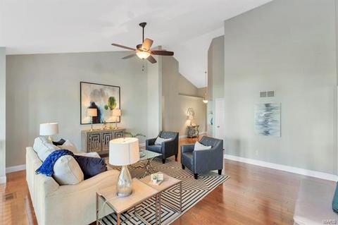 210 Chestnut Hill Dr, O'fallon, MO 63368 photo 5