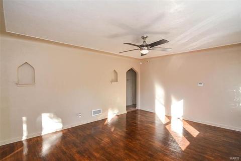 3995 Jane Ave, Saint Ann, MO 63074 photo 4