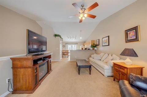 511 Deer Brook Dr, O'fallon, MO 63366 photo 8