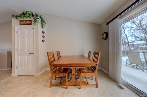511 Deer Brook Dr, O'fallon, MO 63366 photo 13