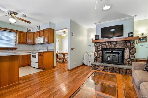 303 Clara St, Eureka, MO 63025 photo 8