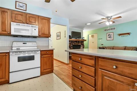 303 Clara St, Eureka, MO 63025 photo 11