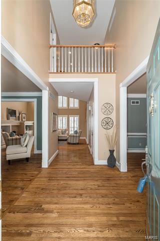 957 Kiefer Trails Dr, Ballwin, MO 63021 photo 4