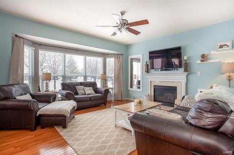 603 Midland Dr, O'fallon, MO 63366 photo 3
