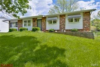 304 Williams Dr, Eureka, MO 63025 photo 1