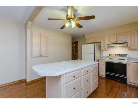 2800 Park Ave, Saint Charles, MO 63301 photo 10