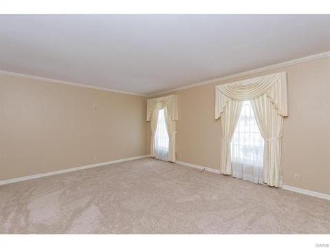 2800 Park Ave, Saint Charles, MO 63301 photo 3