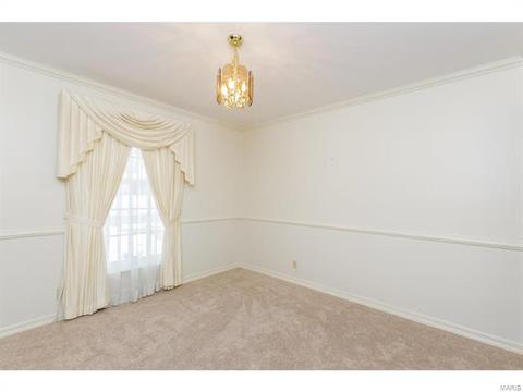 2800 Park Ave, Saint Charles, MO 63301 photo 4