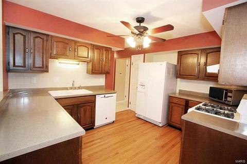 1322 Parkview Valley Dr, Ballwin, MO 63011 photo 8