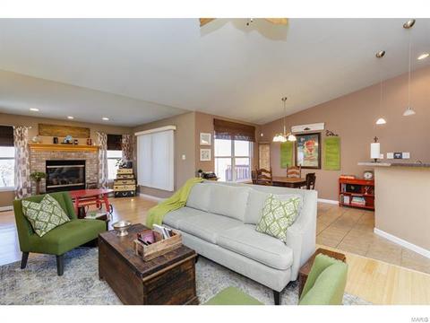 25 Thoreau Ct, O'fallon, MO 63366 photo 3