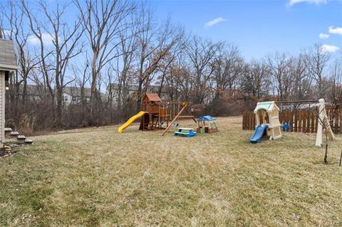 517 Springhurst Pkwy, O'fallon, MO 63368 photo 36
