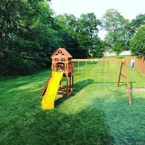 517 Springhurst Pkwy, O'fallon, MO 63368 photo 38