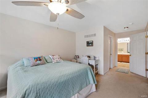 517 Springhurst Pkwy, O'fallon, MO 63368 photo 11