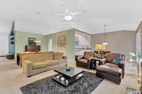 701 Emerald Oaks Ct, Eureka, MO 63025 photo 8