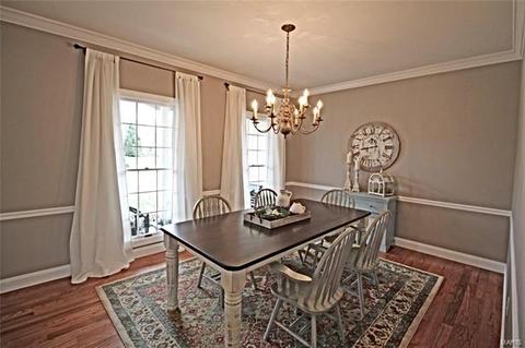 2217 Oak Crest Manor Ln, Wildwood, MO 63011 photo 4