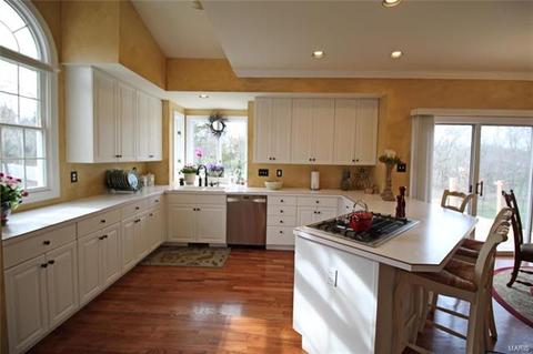 2217 Oak Crest Manor Ln, Wildwood, MO 63011 photo 11