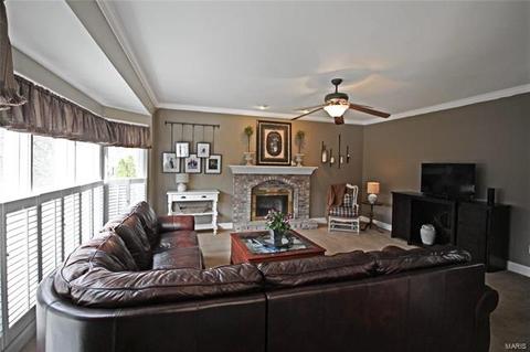 2217 Oak Crest Manor Ln, Wildwood, MO 63011 photo 10