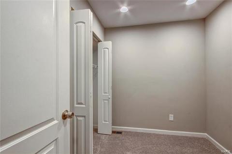 1018 Dutch Ml, Ballwin, MO 63011 photo 32