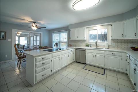 862 Ivy Trce, Ballwin, MO 63021 photo 9