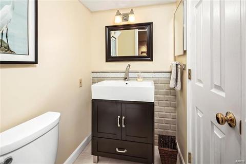 1712 Ridgeview Circle Dr, Ballwin, MO 63021 photo 25