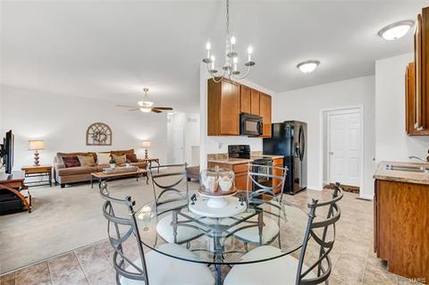 98 Tisbury Ct, O'fallon, MO 63366 photo 6