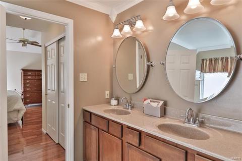 347 Buckhurst Dr, Ballwin, MO 63021 photo 26