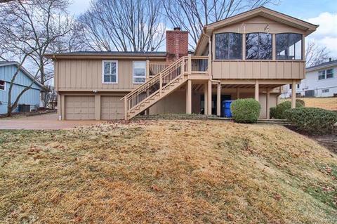 785 Berquist, Ballwin, MO 63011 photo 26