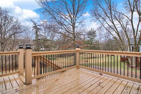 785 Berquist, Ballwin, MO 63011 photo 24