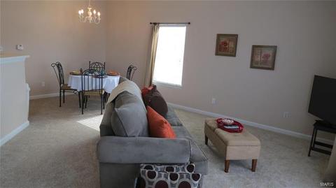 618 Homerun, O'fallon, MO 63366 photo 3