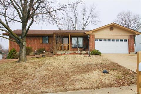 3284 Gwengreen Dr, Bridgeton, MO 63044 photo 1