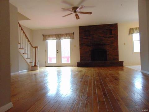 323 Wildforest Dr, Ballwin, MO 63011 photo 9