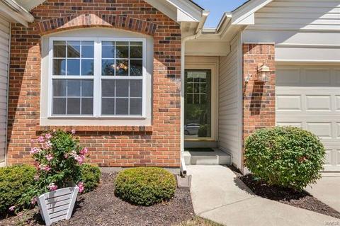 655 Hawk Run, O'fallon, MO 63368 photo 2