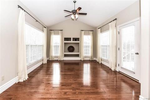523 Roaring Fork Dr, Grover, MO 63040 photo 13