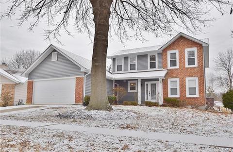 16 Amesbury Ct, Saint Peters, MO 63376 photo 1