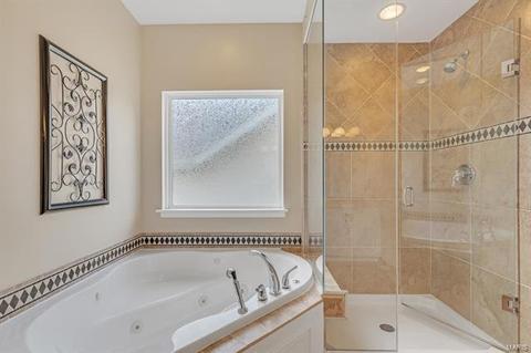 929 Emerald Oaks Ct, Eureka, MO 63025 photo 21