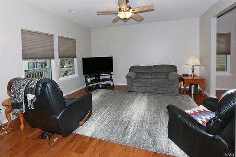 325 Hawks View Dr, O'fallon, MO 63368 photo 6