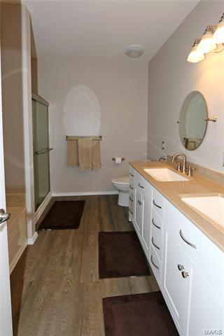 325 Hawks View Dr, O'fallon, MO 63368 photo 18