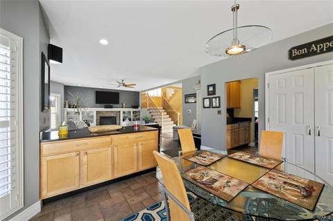 341 Carr Manor Ct, Ballwin, MO 63021 photo 16