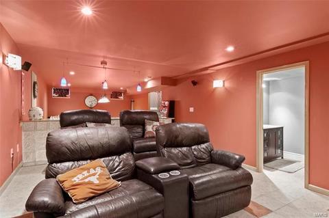 341 Carr Manor Ct, Ballwin, MO 63021 photo 27