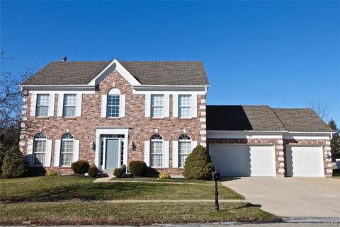 607 Crown Pointe Estates Ct, Wildwood, MO 63021 photo 1