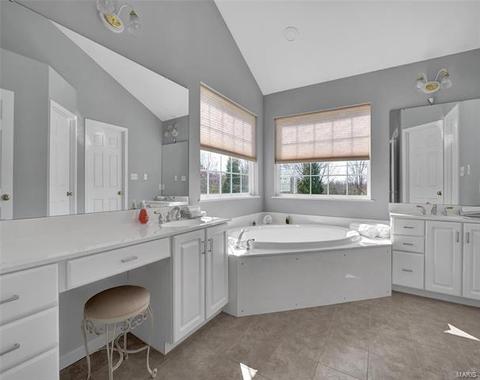 607 Crown Pointe Estates Ct, Wildwood, MO 63021 photo 24