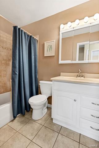 1205 Rivoli Dr, Manchester, MO 63011 photo 13