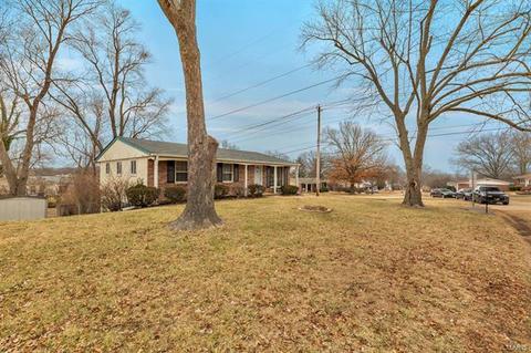 1205 Rivoli Dr, Manchester, MO 63011 photo 31